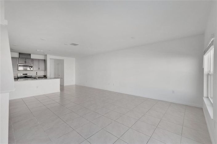 Image No.4-3 Bed Townhouse for sale