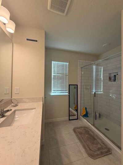 Image No.14-3 Bed Townhouse for sale