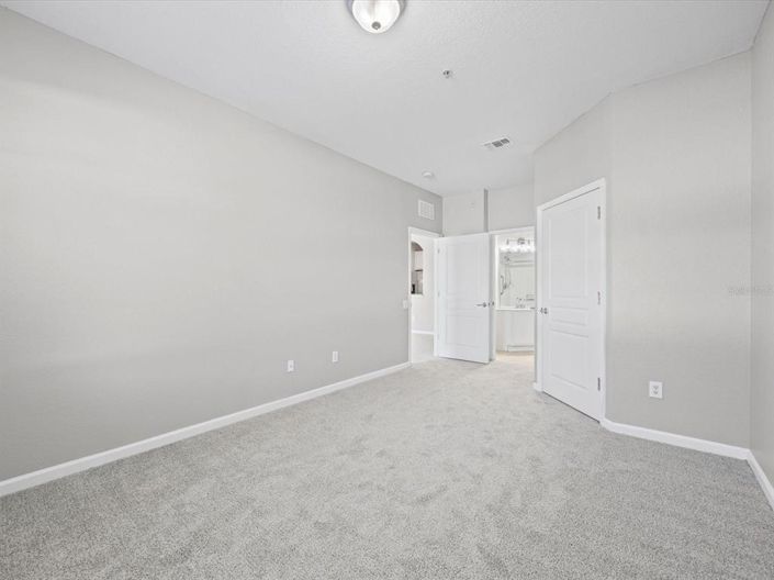 Image No.14-3 Bed Apartment for sale