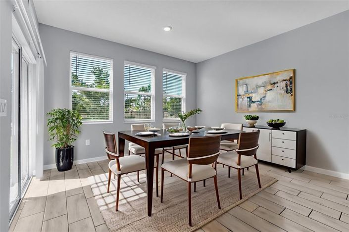 Image No.2-4 Bed Property for sale