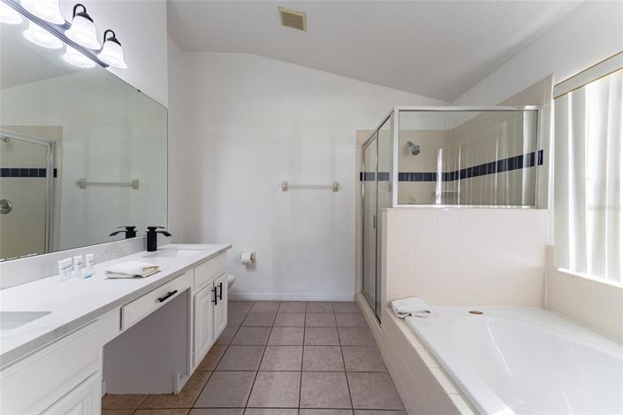 Image No.15-4 Bed House for sale