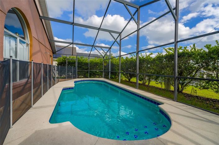 Image No.24-4 Bed House for sale