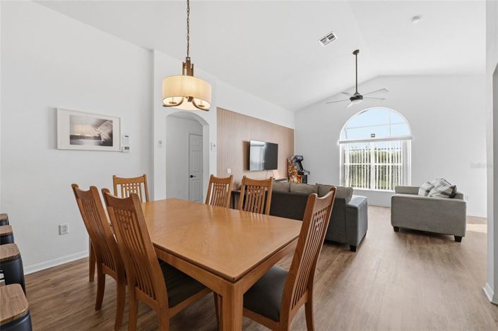 Image No.6-4 Bed House for sale