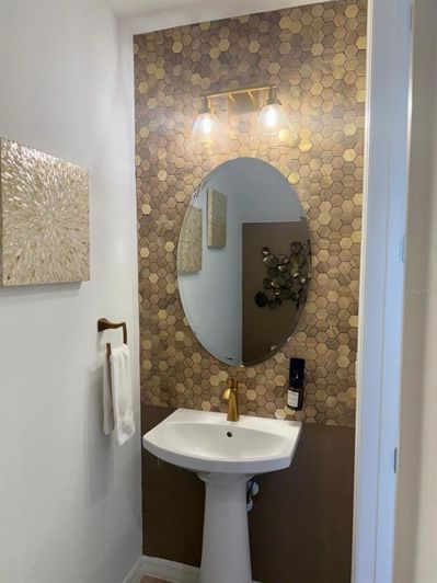 Image No.10-3 Bed Townhouse for sale