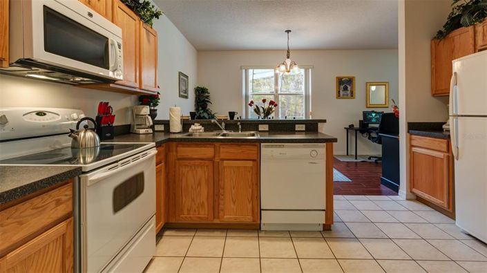 Image No.28-4 Bed House for sale