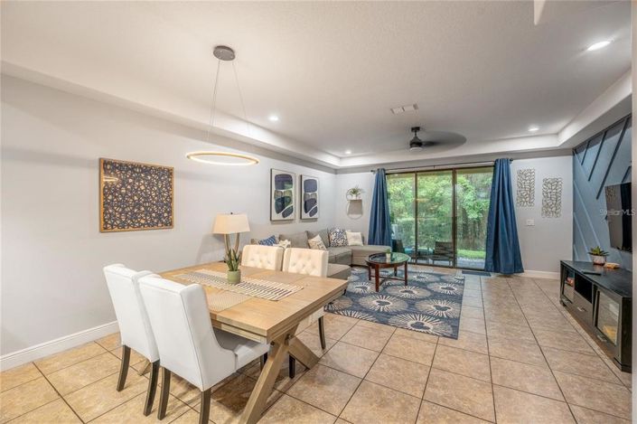 Image No.5-3 Bed Townhouse for sale