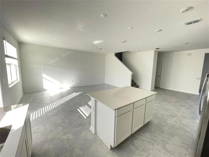 Image No.4-4 Bed Townhouse for sale