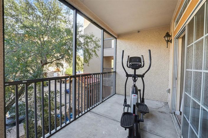 Image No.14-2 Bed Property for sale