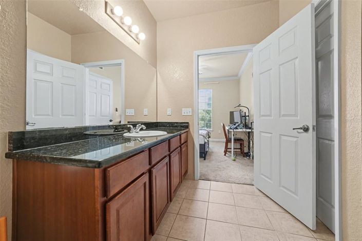 Image No.3-2 Bed Property for sale