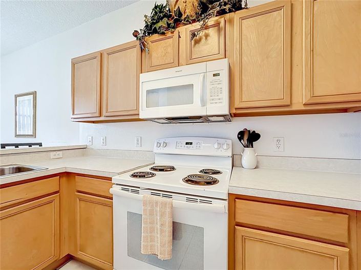 Image No.16-5 Bed Property for sale