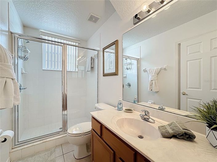 Image No.32-5 Bed Property for sale