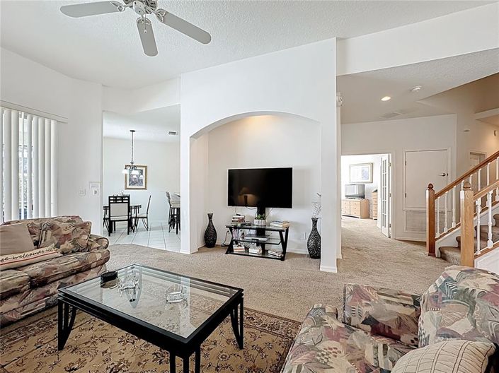 Image No.7-5 Bed Property for sale