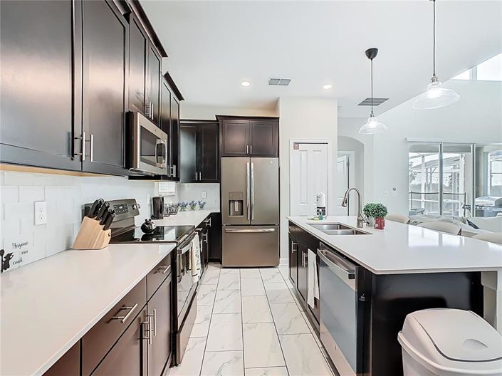 Image No.10-5 Bed House for sale