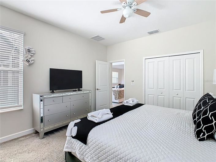 Image No.12-5 Bed House for sale