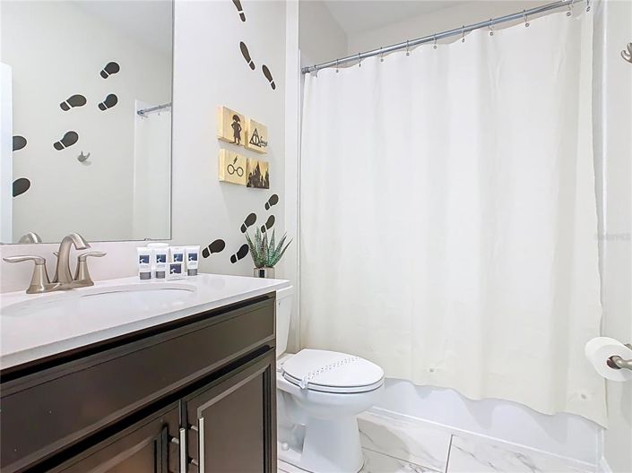 Image No.17-5 Bed House for sale