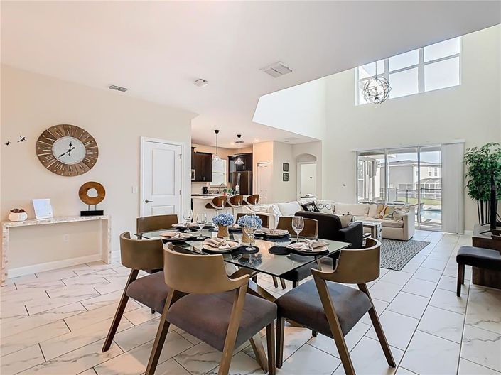 Image No.5-5 Bed House for sale