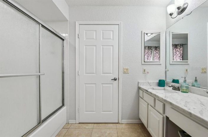 Image No.15-3 Bed Property for sale