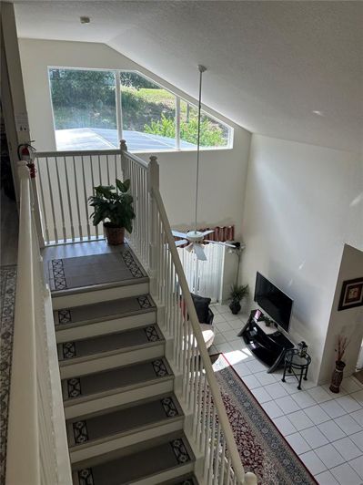 Image No.11-5 Bed Property for sale