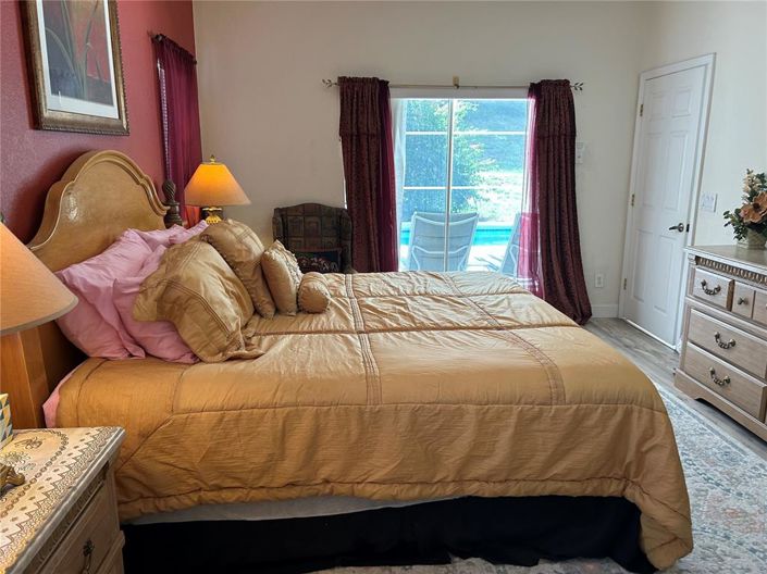 Image No.15-5 Bed Property for sale