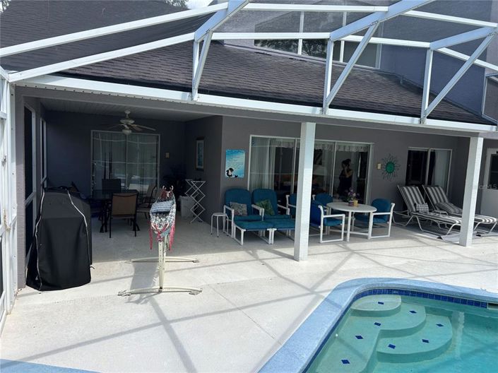 Image No.36-5 Bed Property for sale