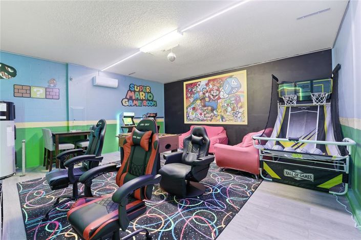 Image No.19-8 Bed House for sale