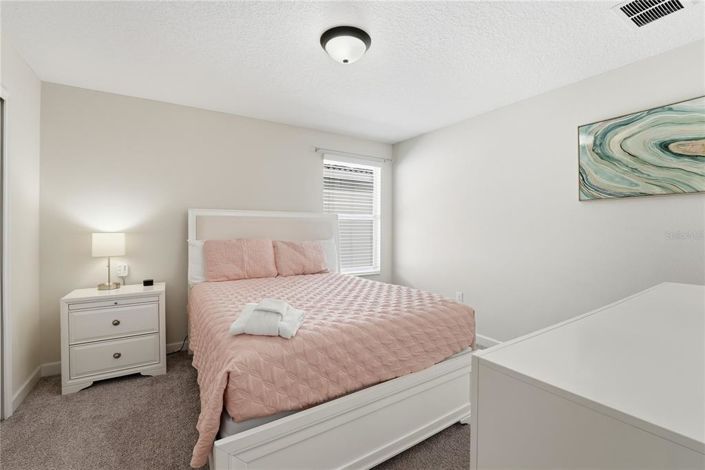 Image No.37-8 Bed House for sale