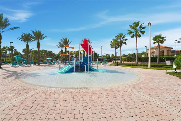 Image No.58-8 Bed Property for sale