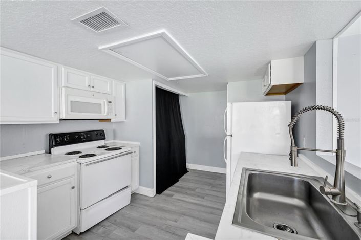 Image No.10-Propriété de 4 chambres à vendre à Davenport