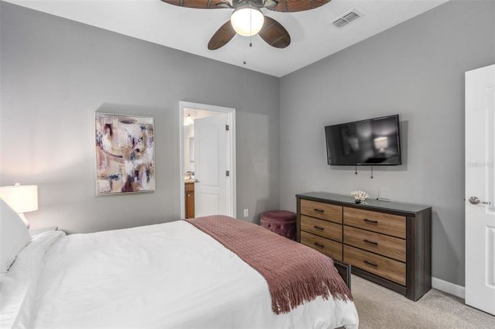 Image No.15-6 Bed House for sale