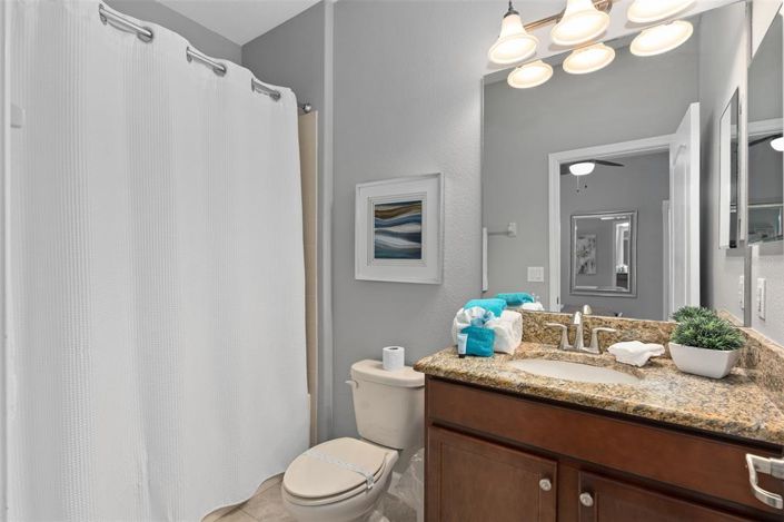 Image No.17-6 Bed House for sale