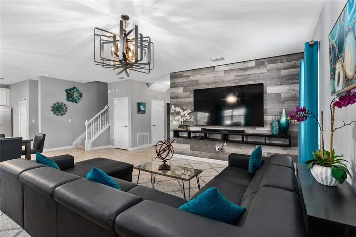 Image No.3-6 Bed House for sale