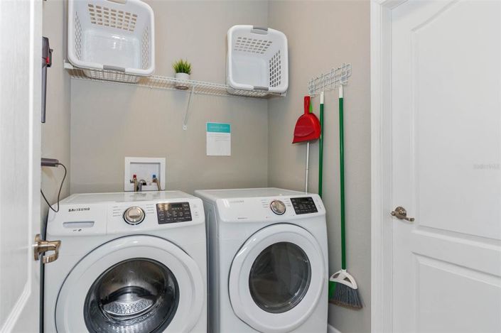 Image No.32-6 Bed Property for sale