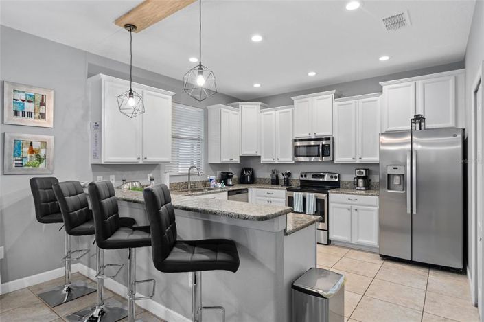 Image No.6-6 Bed House for sale