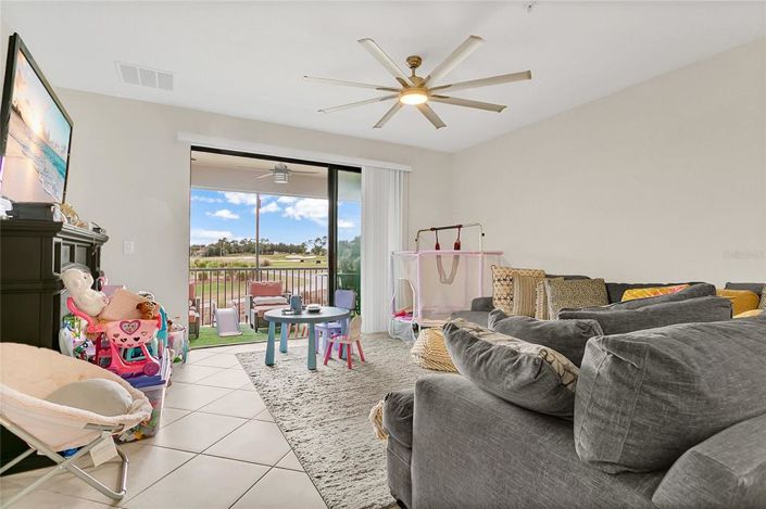 Image No.9-3 Bed Apartment for sale