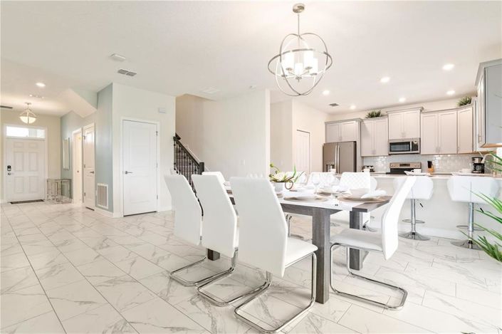 Image No.6-6 Bed Property for sale