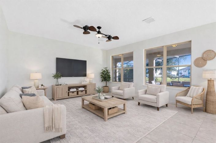 Image No.11-7 Bed House for sale