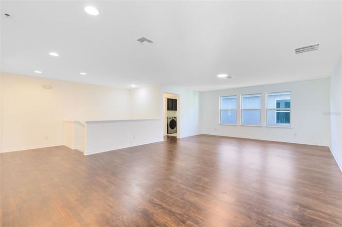 Image No.19-7 Bed House for sale