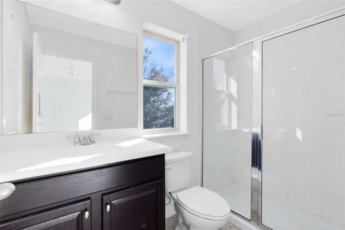 Image No.36-7 Bed House for sale