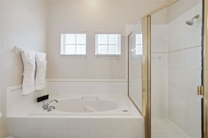 Image No.30-3 Bed Apartment for sale