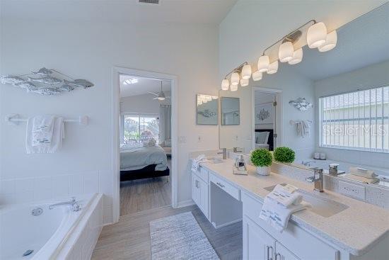 Image No.20-4 Bed House for sale