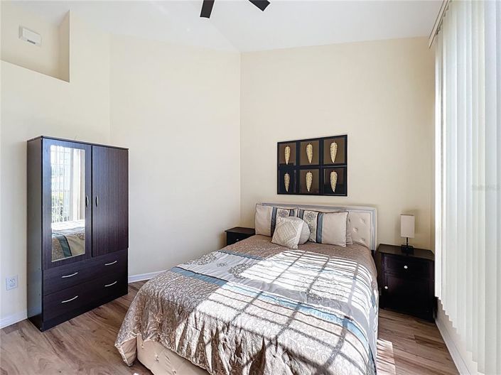 Image No.21-4 Bed Property for sale