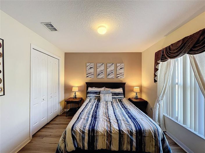 Image No.26-4 Bed Property for sale