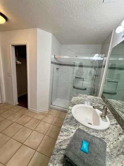 Image No.11-3 Bed House for sale