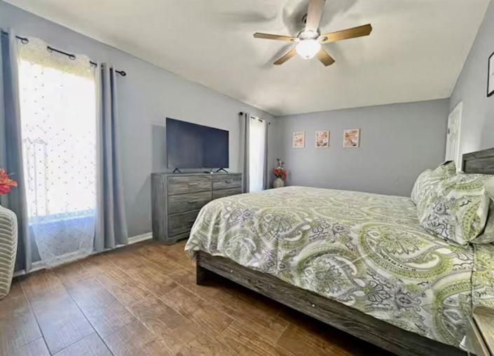 Image No.16-3 Bed House for sale