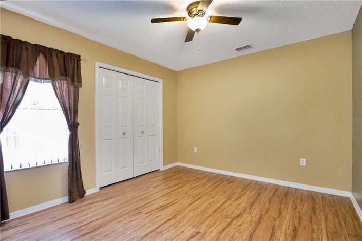 Image No.14-3 Bed House for sale