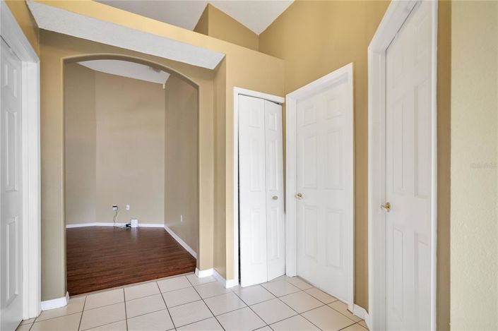 Image No.16-3 Bed House for sale