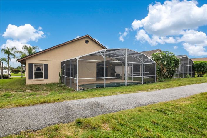 Image No.21-3 Bed Property for sale