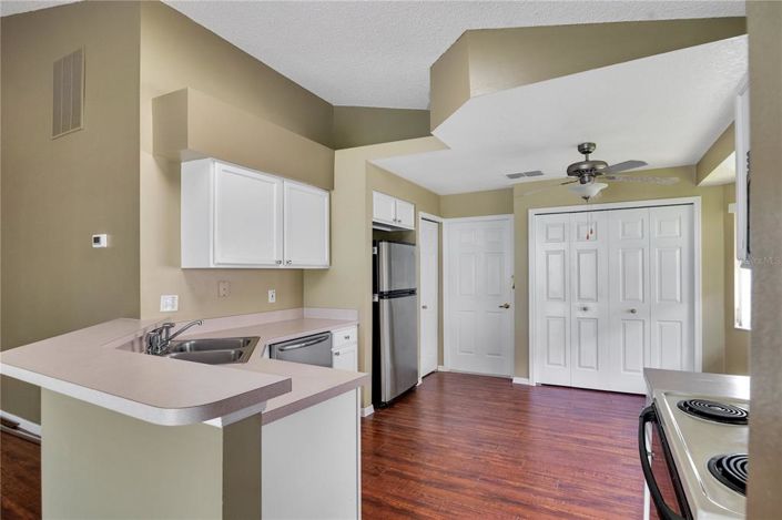 Image No.7-3 Bed House for sale