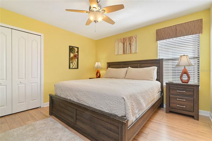 Image No.20-9 Bed House for sale