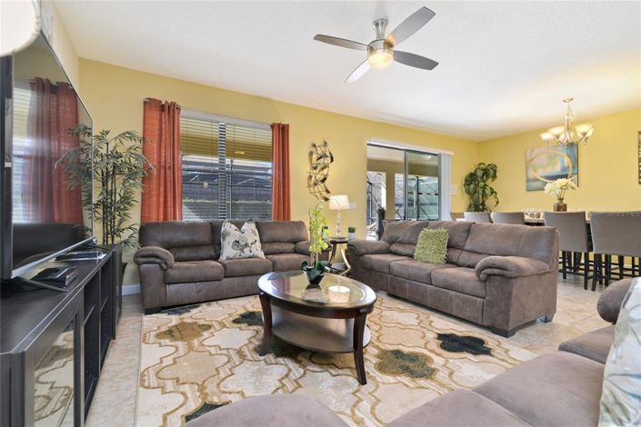 Image No.4-9 Bed House for sale